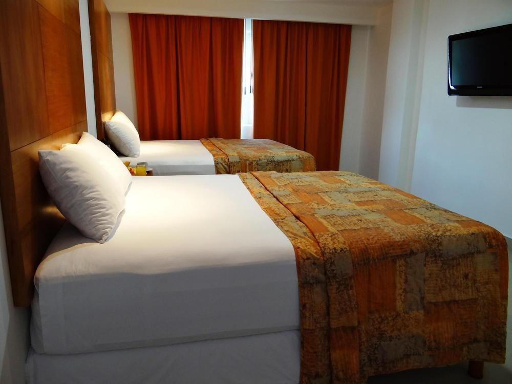 Hotel Suites Gaby Cancun Exterior photo