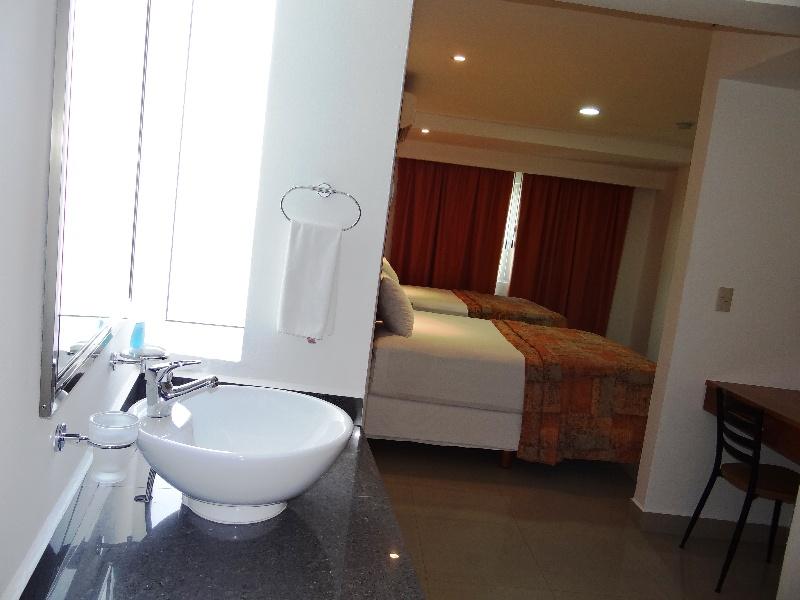 Hotel Suites Gaby Cancun Exterior photo