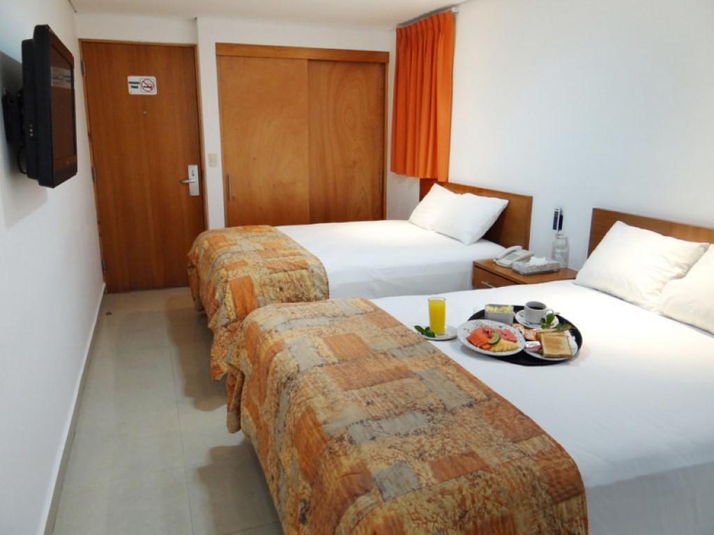 Hotel Suites Gaby Cancun Exterior photo